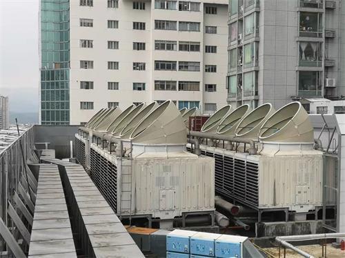 低噪音<a href=http://www.340886.com target=_blank class=infotextkey>冷卻塔降噪</a>